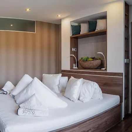 Patris 33 * Tátracsorba