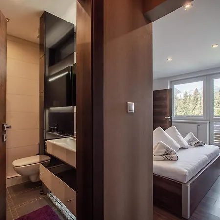 Apartament Patris 33 *