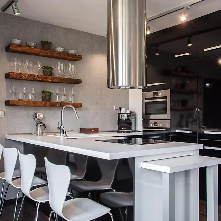 Apartman Patris 33 *